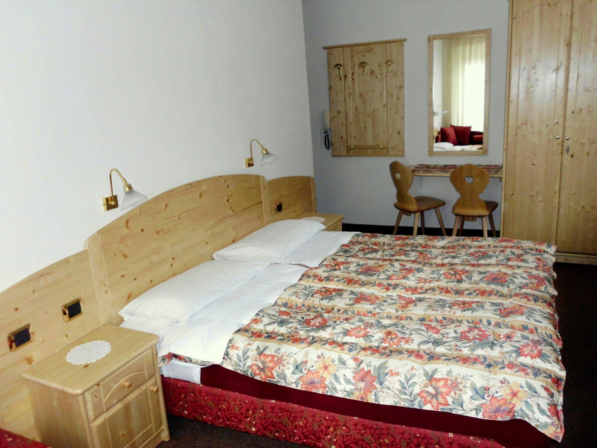 Albergo Trentino Moena Eksteriør bilde