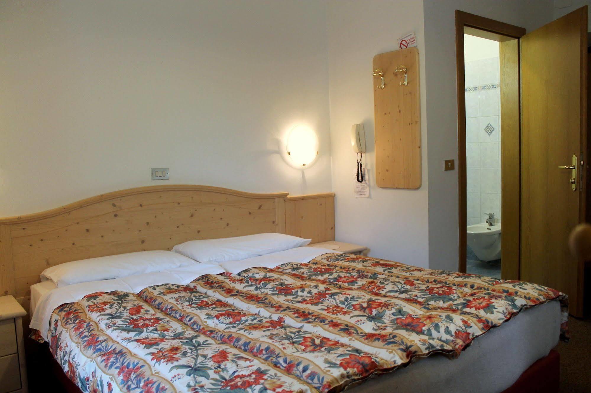 Albergo Trentino Moena Eksteriør bilde